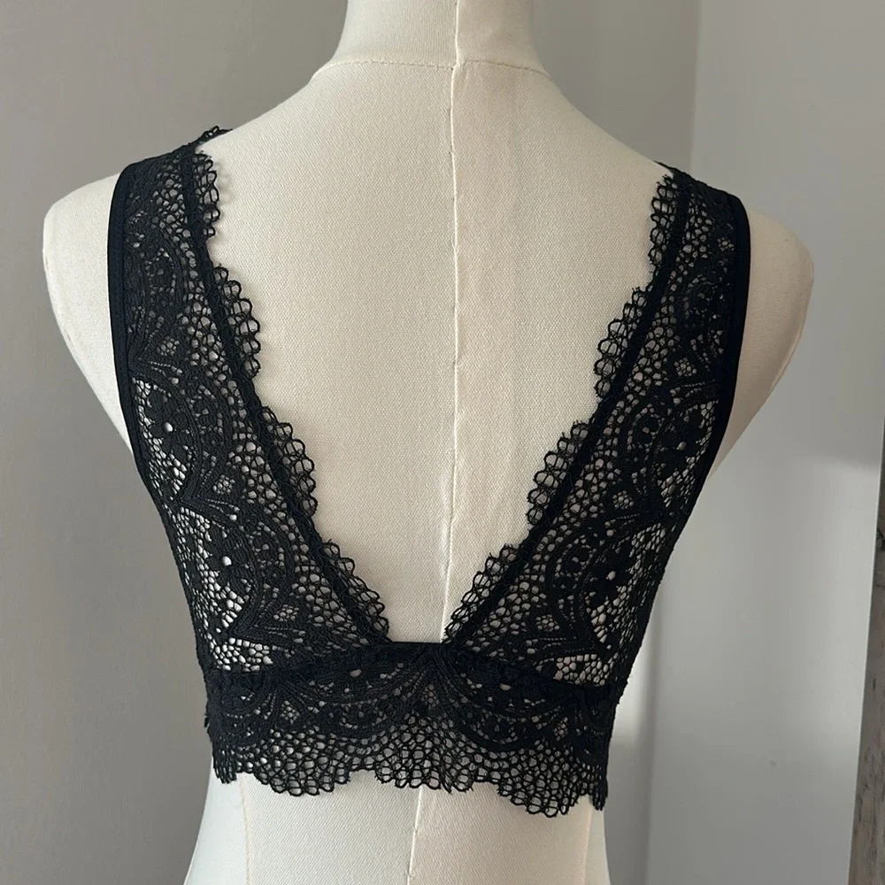 Bralette - Picture 7 of 8